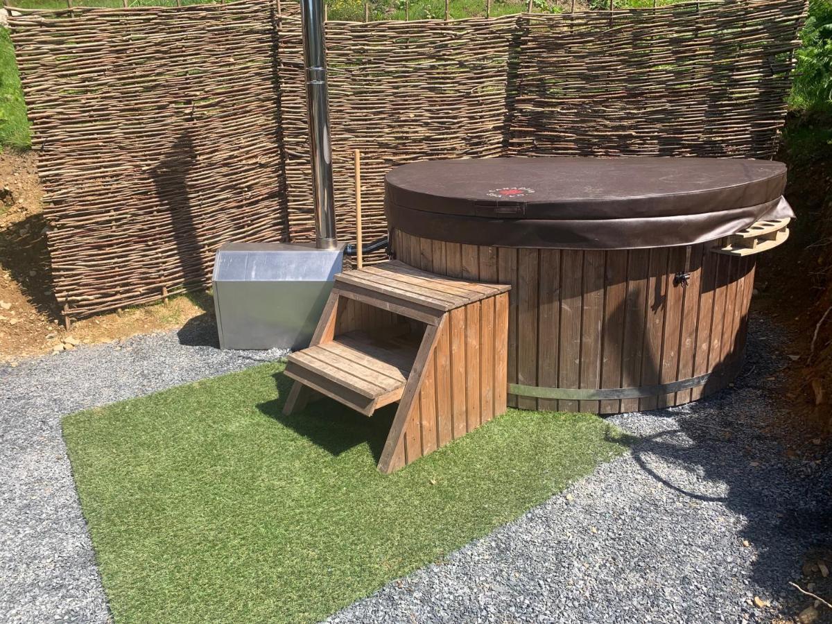 Mountain View Safari Tent With Hot Tub In The Heart Of Snowdonia Dolgellau Exterior photo