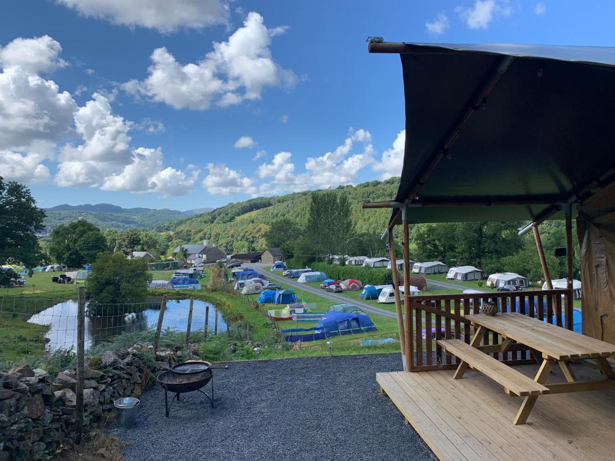 Mountain View Safari Tent With Hot Tub In The Heart Of Snowdonia Dolgellau Exterior photo
